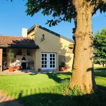 La Casa Nei Campi * Badia Pavese